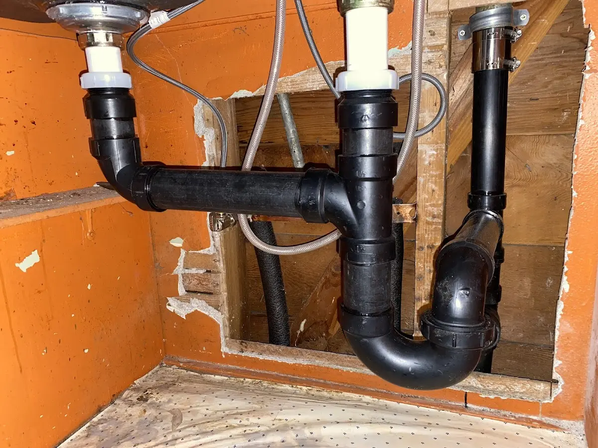 Professional Pipe Bursting equipment and tools on the job in Garnett